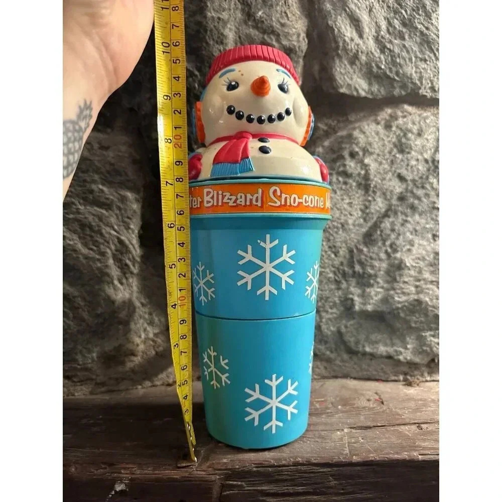 Mister Blizzard Sno-Cone Maker - Picture 2 of 6